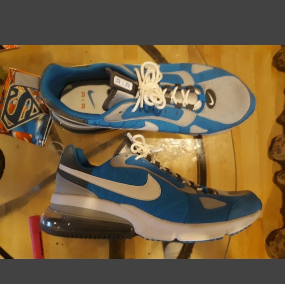 Nike shoes
